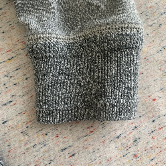 Tommy Bahama Brand Patriots NFL Sweater - Picture 9 of 12